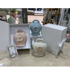 Campanella in porcellana con lettera capodimonte