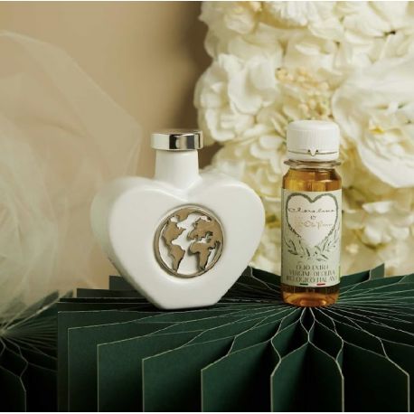 Oliera cuore con mondo silver con olio (cl26078mo)