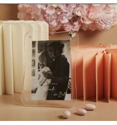 Portafoto ondulato bianco in plexyglass con cuore (cl26314)