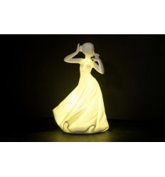 DAMINA CON COLOMBA CON LED (D7716)